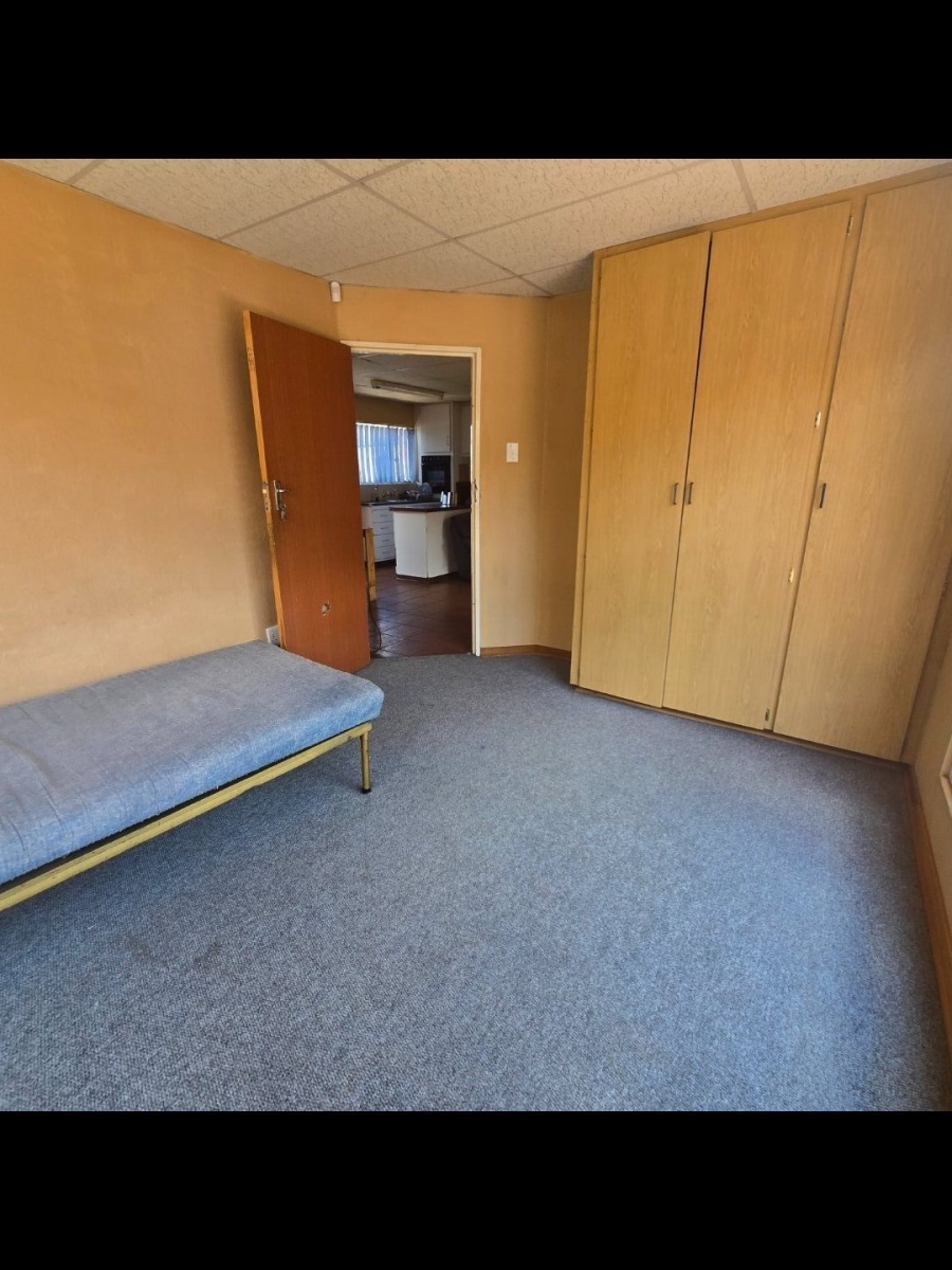 13 Bedroom Property for Sale in Universitas Free State